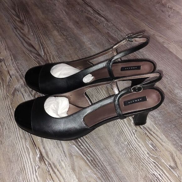 Array Jewel Womens Leather Cap Toe Slingback Heels  Sz 10.5 NWOT - Picture 3 of 8
